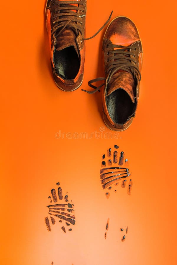 243 Footsteps Marks Stock Photos Free & RoyaltyFree Stock Photos