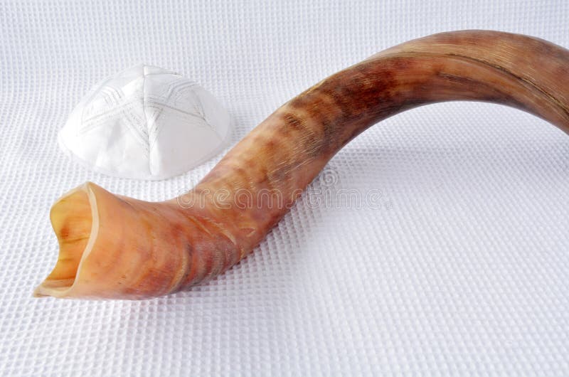 Shofar (horn) and Yamaka royalty free stock image Shofar (horn) and Yamaka royalty free stock image