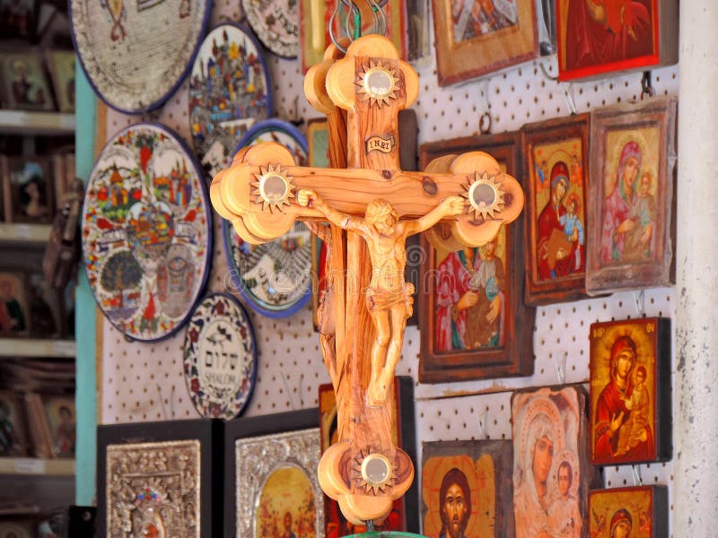 Shop selling religious souvenirs outside Church of the Holy Sepulchre, Jerusalem royalty free stock images Shop selling religious souvenirs outside Church of the Holy Sepulchre, Jerusalem royalty free stock images