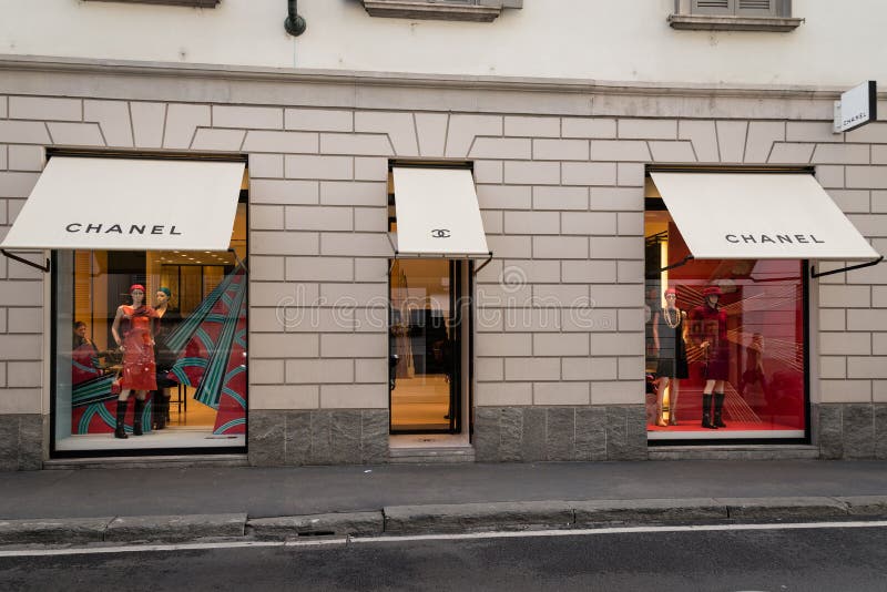 Louis Vuitton Sign on Street Shop Window Milan Editorial Stock Image -  Image of corporation, entrance: 97104229