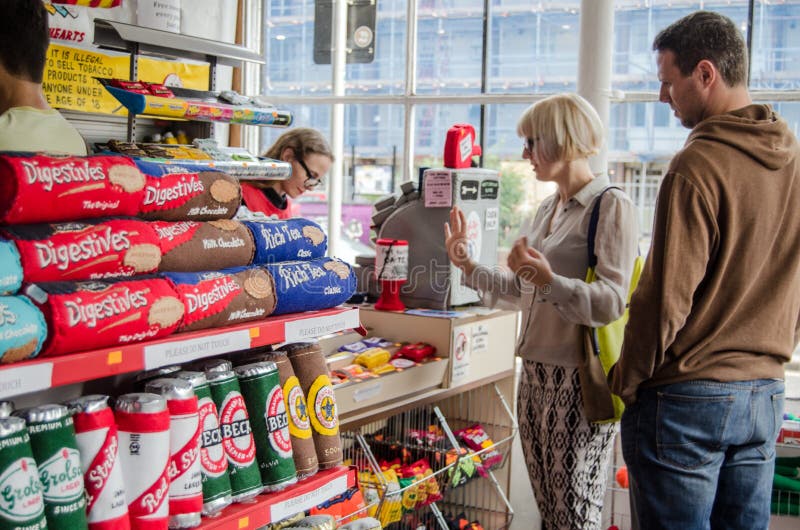 Shoppers at the Felt CornerShop, London Editorial Stock Photo - Image of  sparrow, lucy: 43956158