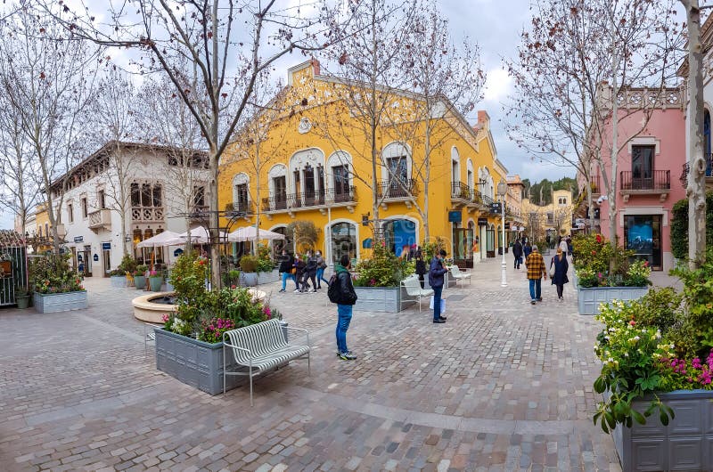 LA ROCA VILLAGE, BARCELONA, SPAIN - MARCH 17, 2018 : Shopping Mall Road Of  La Roca Village. View From The Outlet Shopping Mall Stock Photo, Picture  and Royalty Free Image. Image 104987093.