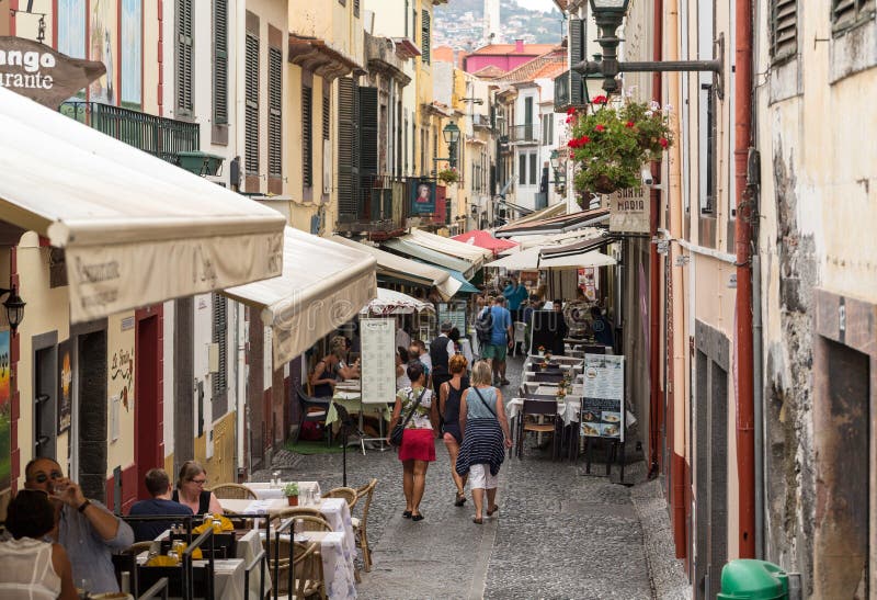 tourist shops funchal