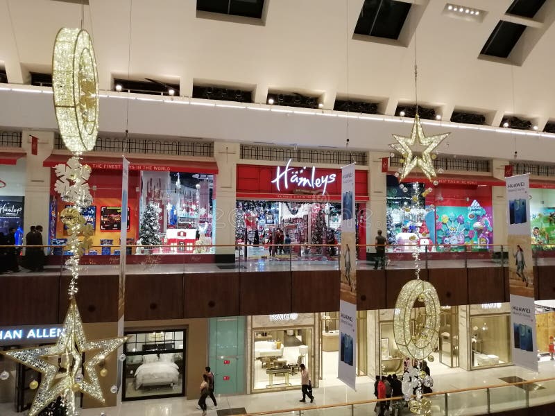 Shops in Dubai Mall werden zu Weihnachten zu schön und attraktiv stockfotografie Shops in Dubai Mall werden zu Weihnachten zu schön und attraktiv stockfotografie