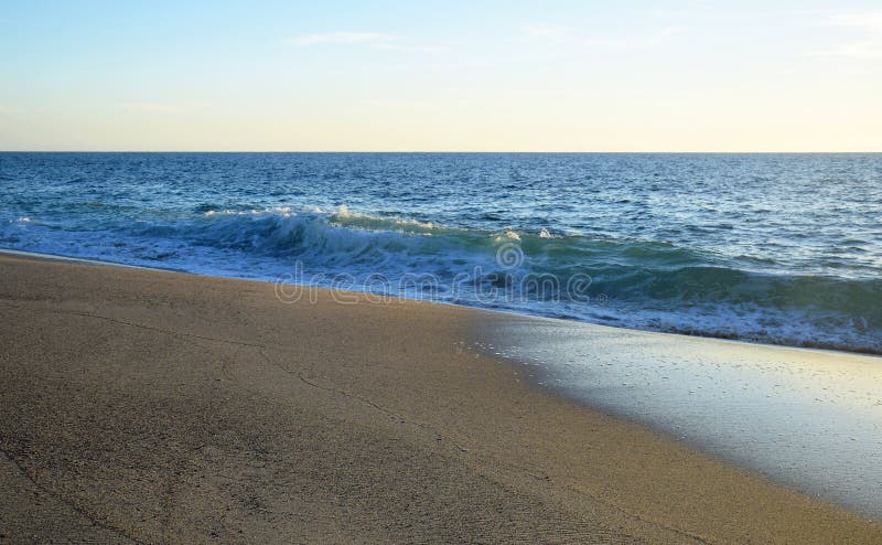 Shoreline på den västra gatastranden i södra Laguna Beach, Kalifornien royaltyfri foto Shoreline på den västra gatastranden i södra Laguna Beach, Kalifornien royaltyfri foto
