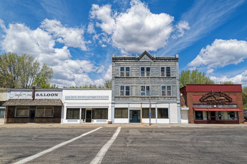 Shoshone idaho usa maj 15 2024 : fasady budynku historycznego wzdłuż ulicy fotografia stock