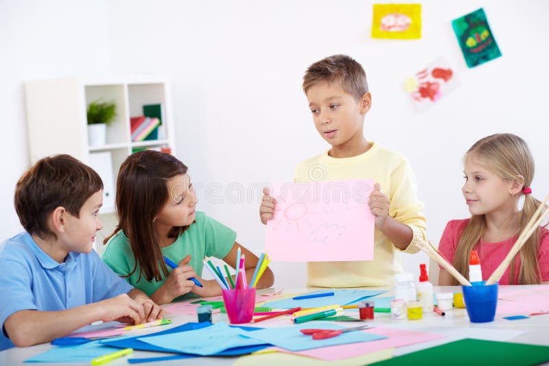 Showing picture stock images Showing picture stock images