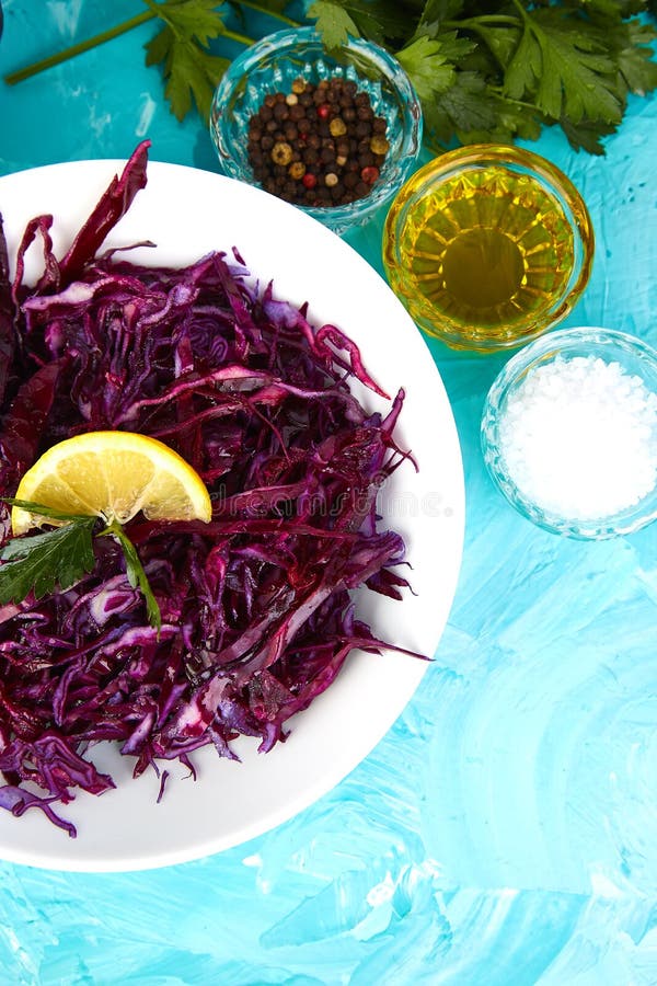 Shredded Red Cabbage in Bowl. Stock Image - Image of coleslaw ...