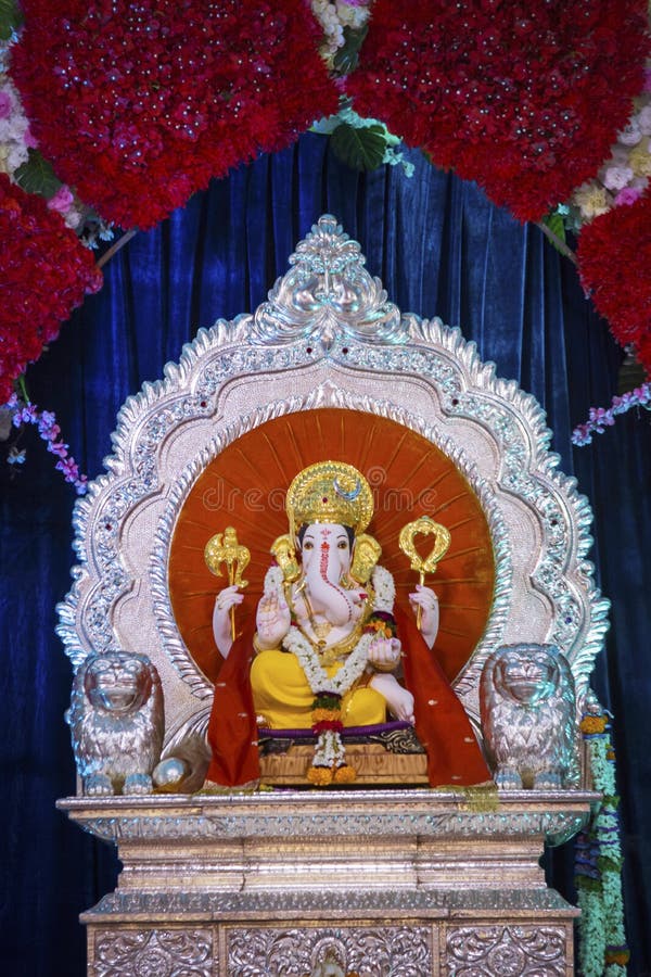 Have you seen a Ganesh idol made of sui dhaaga? - Rediff.com