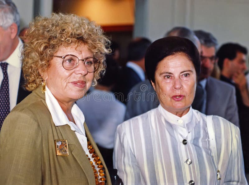 Shulamit Aloni and Ora Namir in Jerusalem in 1992