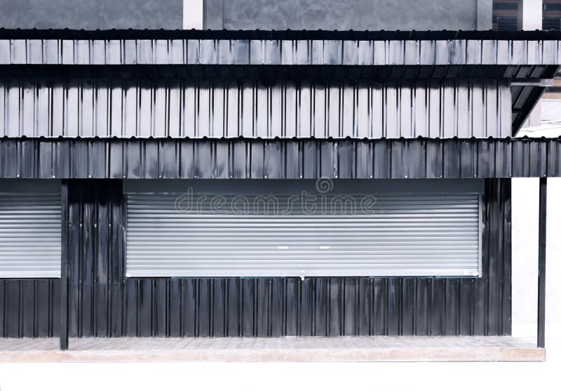 Shutter el corr de la textura del cinc del aluminio y de la chapa de la puerta del rodillo fotos de archivo Shutter el corr de la textura del cinc del aluminio y de la chapa de la puerta del rodillo fotos de archivo