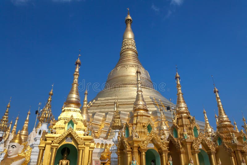 Shwedagon pagoda arkivfoto Shwedagon pagoda arkivfoto