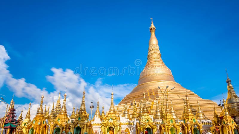 Shwedagon pagoda in Yagon, Myanmar