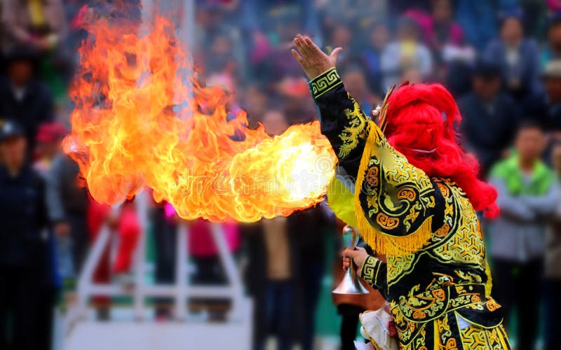 Sichuan Opera muda sua cara: Cabeça-quente de Sichuan Opera fotografia de stock Sichuan Opera muda sua cara: Cabeça-quente de Sichuan Opera fotografia de stock