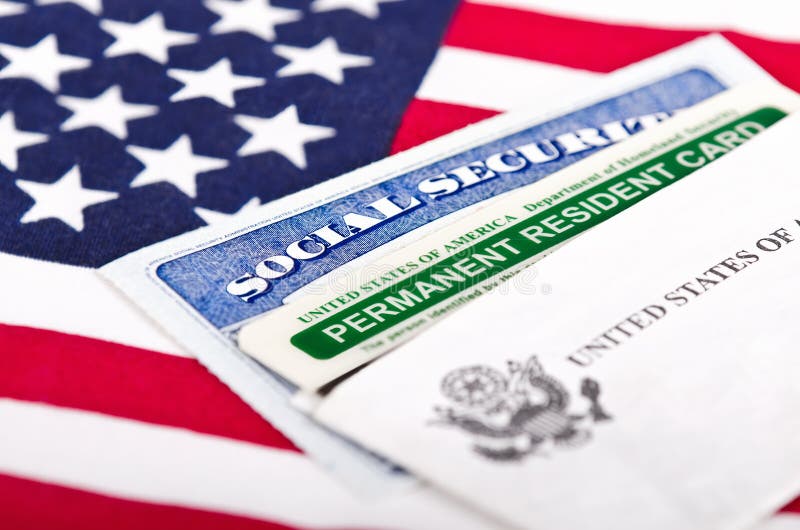 Sicurezza sociale e carta del residente permanente fotografie stock libere da diritti Sicurezza sociale e carta del residente permanente fotografie stock libere da diritti
