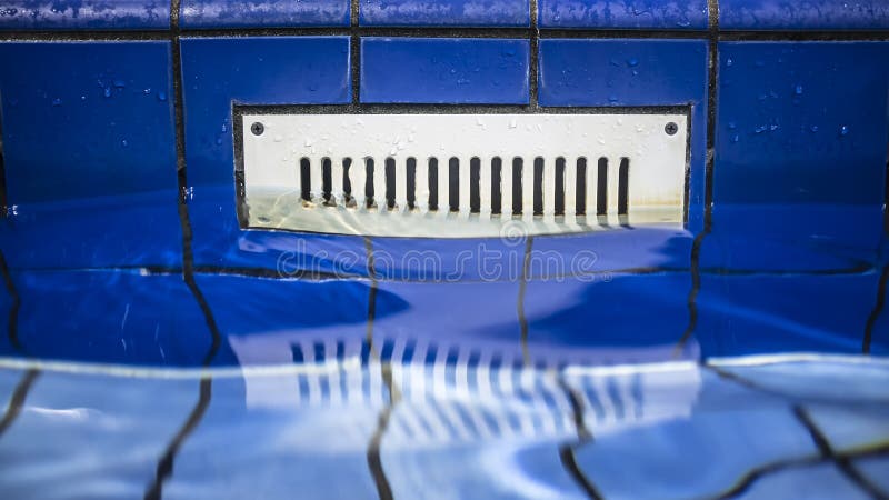pool overflow drain pool overflow drain