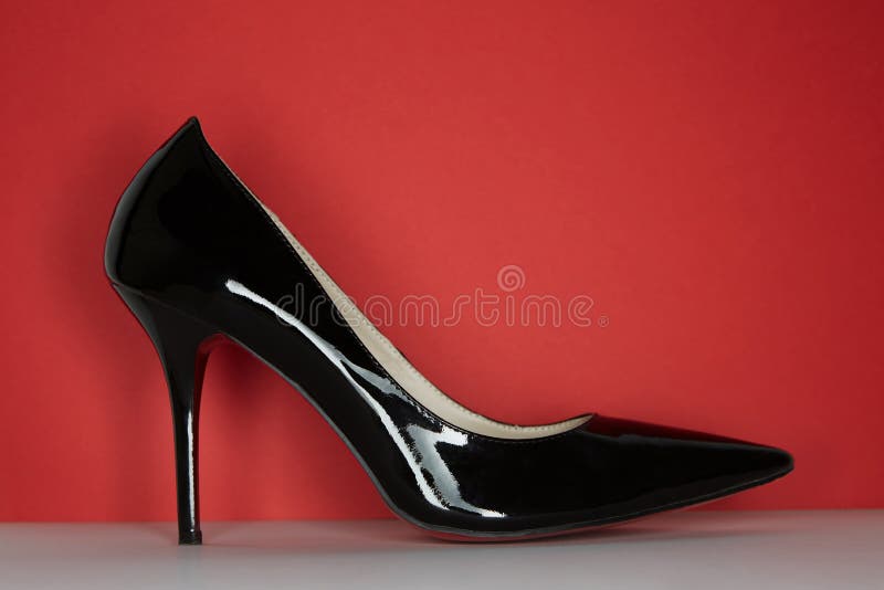 Download Side View Of Business Style Shoes. Business Empty Mock-up ...