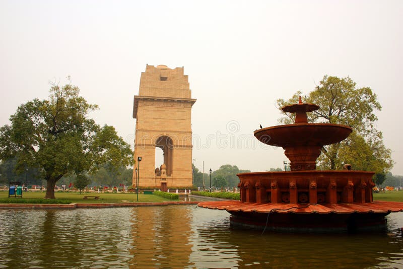 Side view of India Gate, New Delhi