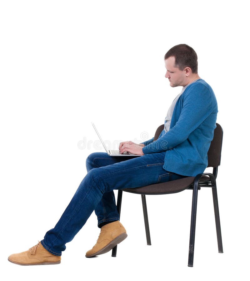 Человек сидит на стуле пнг