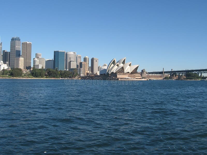 Sidney opera and surrounding buildings