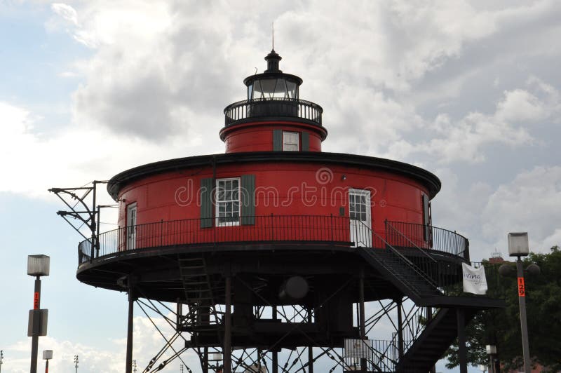 Sieben Fuß-Hügel-Leuchtturm in Baltimore lizenzfreie stockbilder Sieben Fuß-Hügel-Leuchtturm in Baltimore lizenzfreie stockbilder