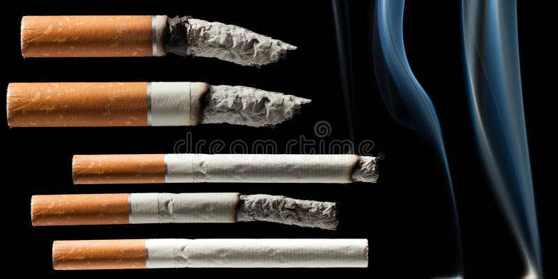 Sigaretta di fumo fotografie stock libere da diritti Sigaretta di fumo fotografie stock libere da diritti