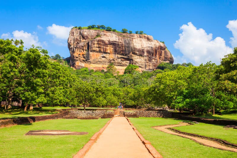 Sigiriya Felsen, Sri Lanka stockfoto. Bild von festung - 94473646