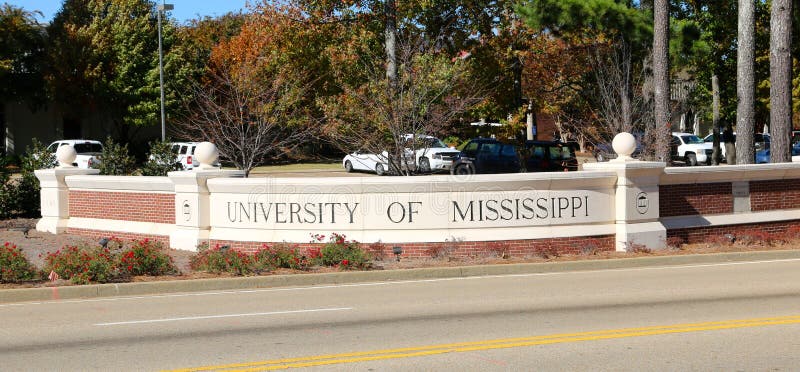 Sign at the entrance of the University of Mississippi royalty free stock photography Sign at the entrance of the University of Mississippi royalty free stock photography