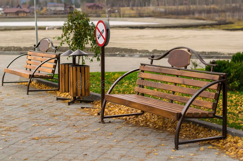 Symbol, Smoking area, with benches in the Park under construction for tourism and recreation stock images Symbol, Smoking area, with benches in the Park under construction for tourism and recreation stock images