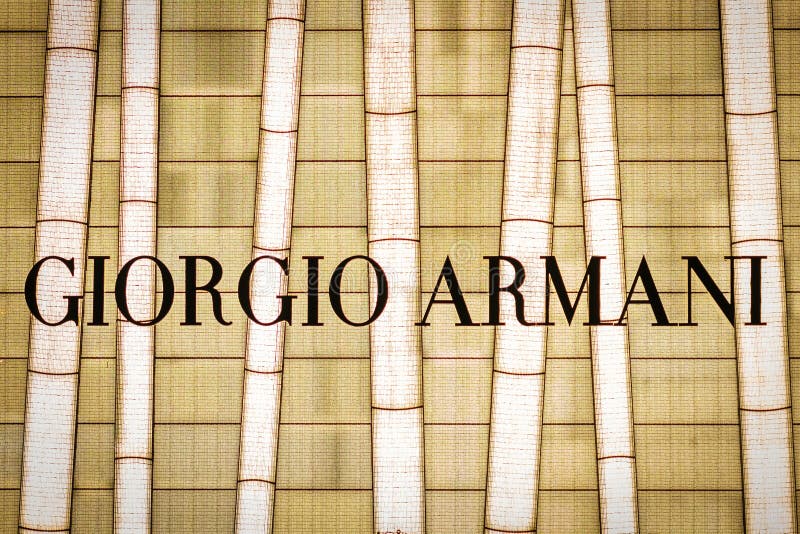 armani on line