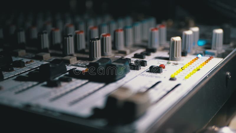 Signal de niveau indicateur de direction sur la console de mixage du son