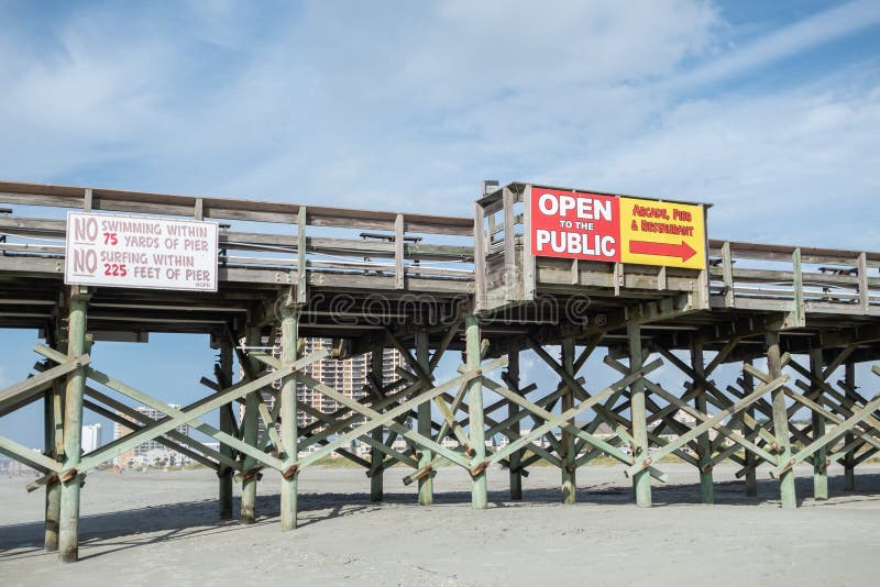 Apache Fishing Pier in Myrtle Beach, SC Editorial Photography Image