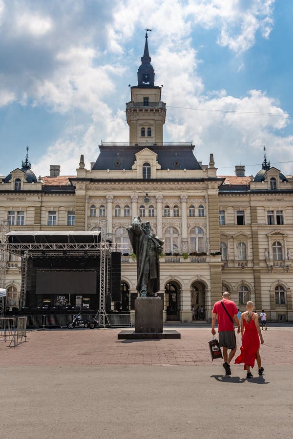 Sikt av den centrala fyrkanten i Novi Sad, Serbien arkivbild Sikt av den centrala fyrkanten i Novi Sad, Serbien arkivbild