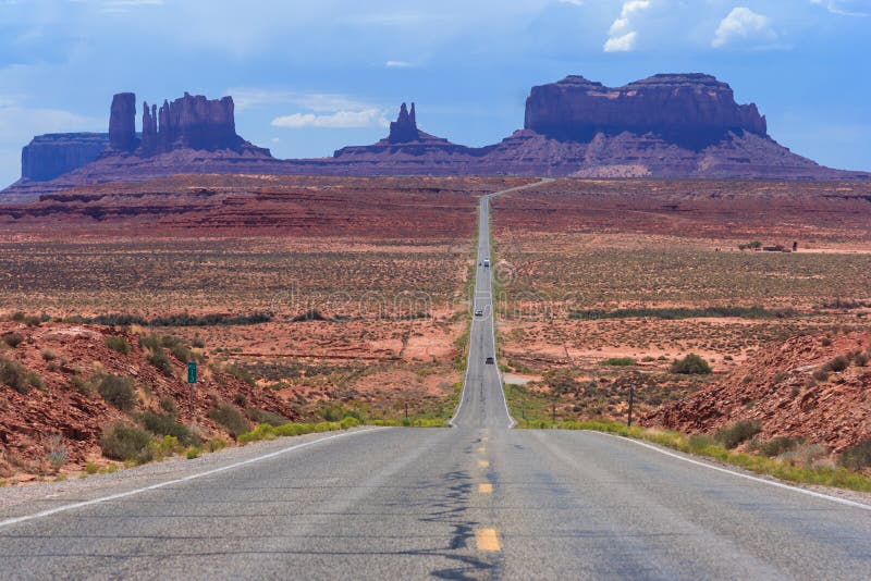 Sikt av monumentdalen i Navajonationreservation mellan Utah och Arizona