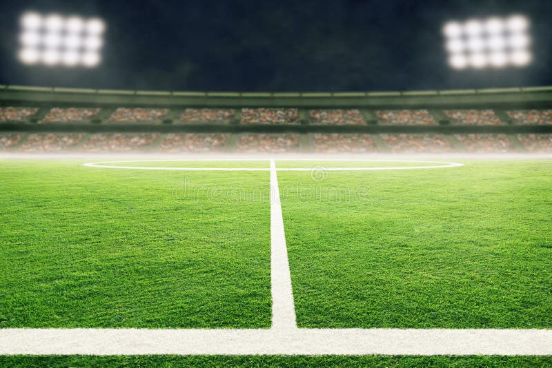 Sikt för låg vinkel av fotbollfältet med stadionljus och kopieringsutrymme vektor illustrationer