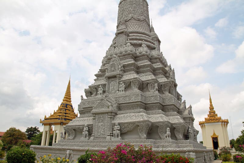 Silberne Pagode in Phnom Penh stockfotos Silberne Pagode in Phnom Penh stockfotos