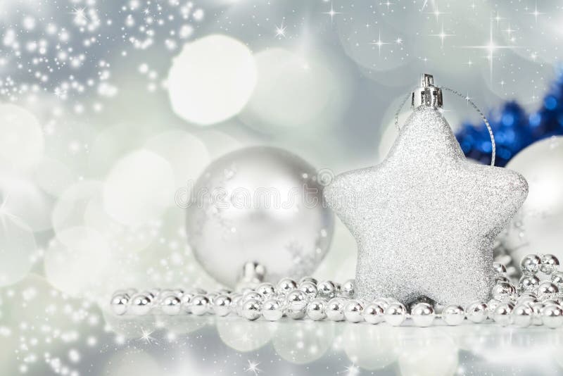 Download Silberne Weihnachtsdekoration Stockbild - Bild von auslegung, nahaufnahme: 47100123