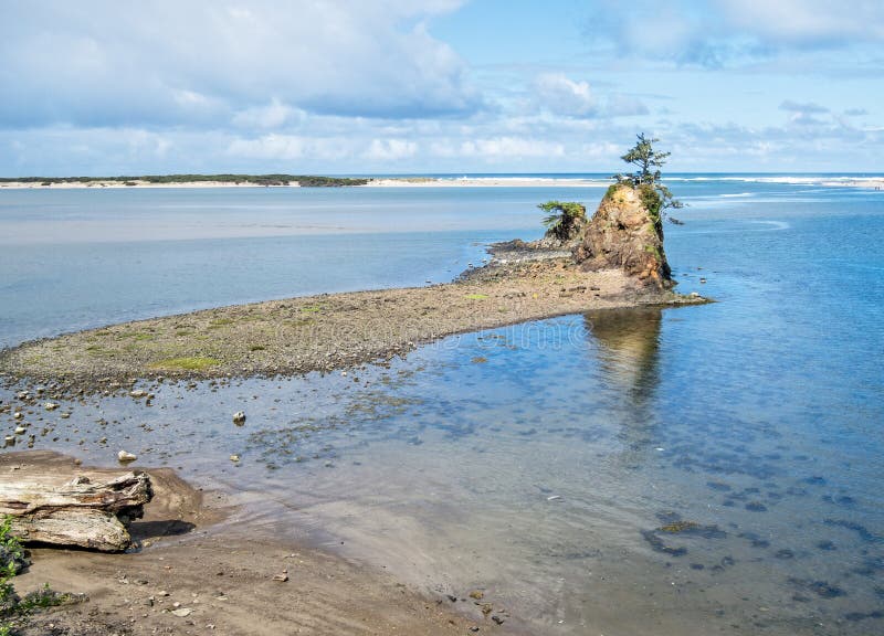 Outcropping in Siletz Bay, Oregon