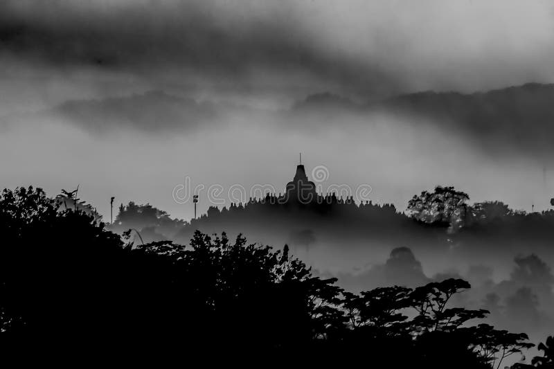 Silhouette de temple de Borobudur images stock Silhouette de temple de Borobudur images stock