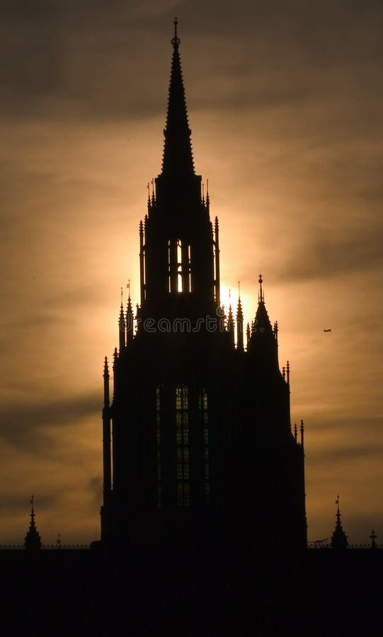 Silhouette of the houses of parliament