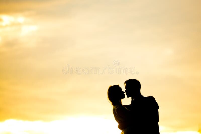 Silhouette of romantic couple