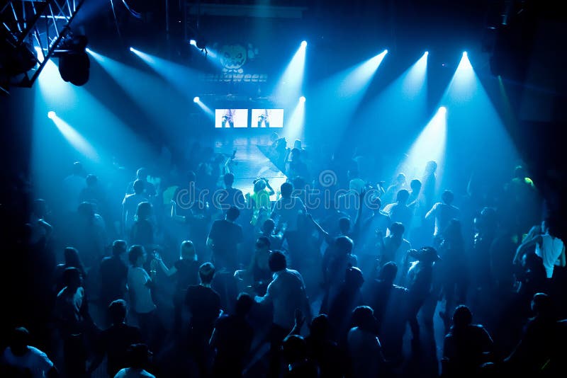 Silhouettes of dancing teenagers royalty free stock photo Silhouettes of dancing teenagers royalty free stock photo