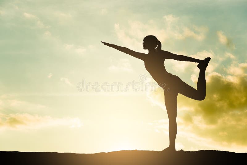 Silhueta da ioga fotografia de stock royalty free