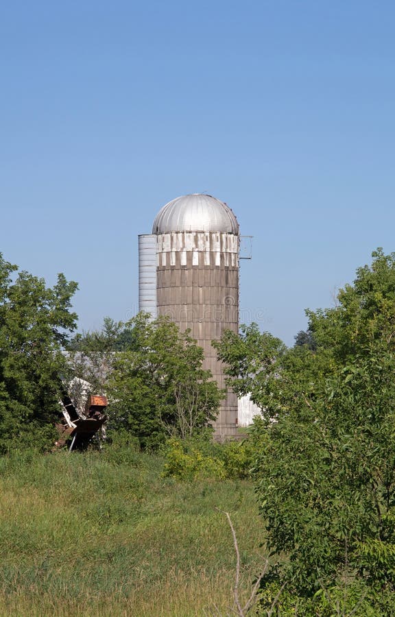 grain silo falls and fire grain silo falls and fire