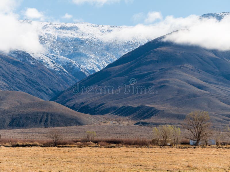 The White Mountains in California Stock Photo Image of dramatic, 38496178
