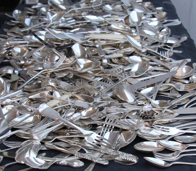 Silver cutlery cleaning