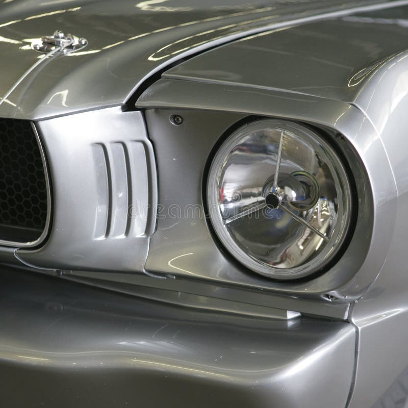 Hotrod Silver paint front end and headlight American car. Body cam stock images, royalty-free photos and pictures