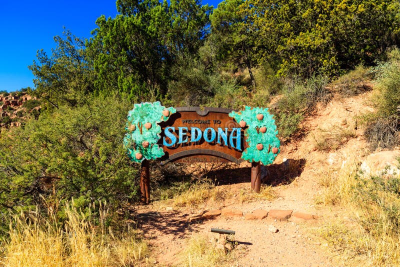 Sinal bem-vindo de Sedona imagens de stock Sinal bem-vindo de Sedona imagens de stock