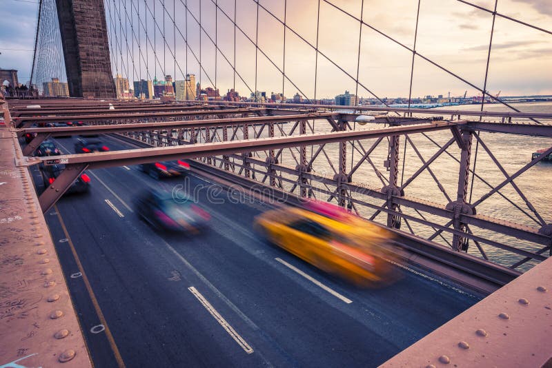 Sinal, tijolos, perto da ponte de Brooklyn fotografia de stock Sinal, tijolos, perto da ponte de Brooklyn fotografia de stock