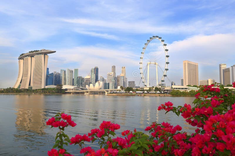 places to visit early morning in singapore